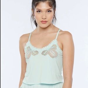 A Peek Behind The Lace Short Set